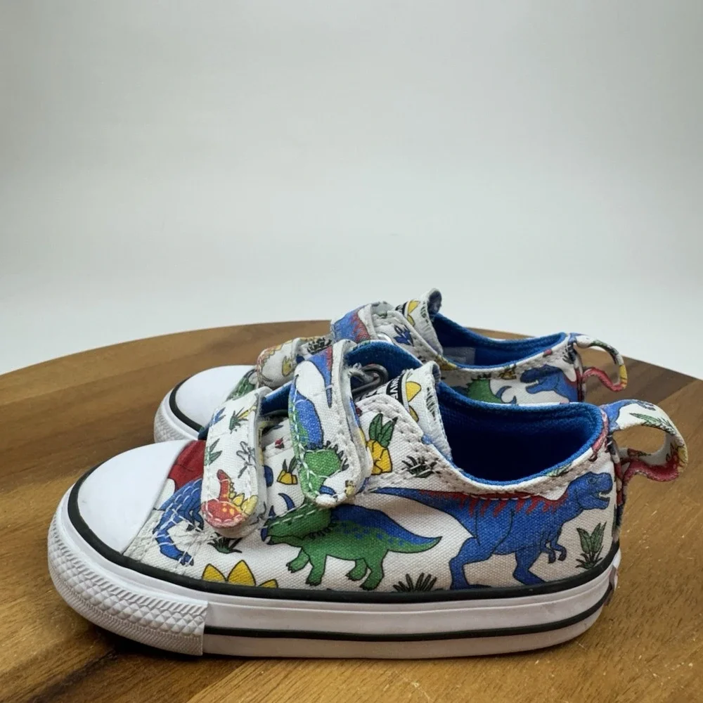 Little Kids Boys Converse Chuck Taylor All Star 2V Dino Sneakers Shoes Size 7 C